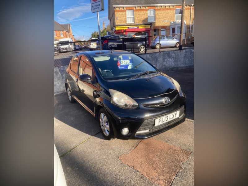 Black Toyota Aygo 1.0 VVT-i Fire Hatchback 5dr Petrol Manual Euro 5 67 ps